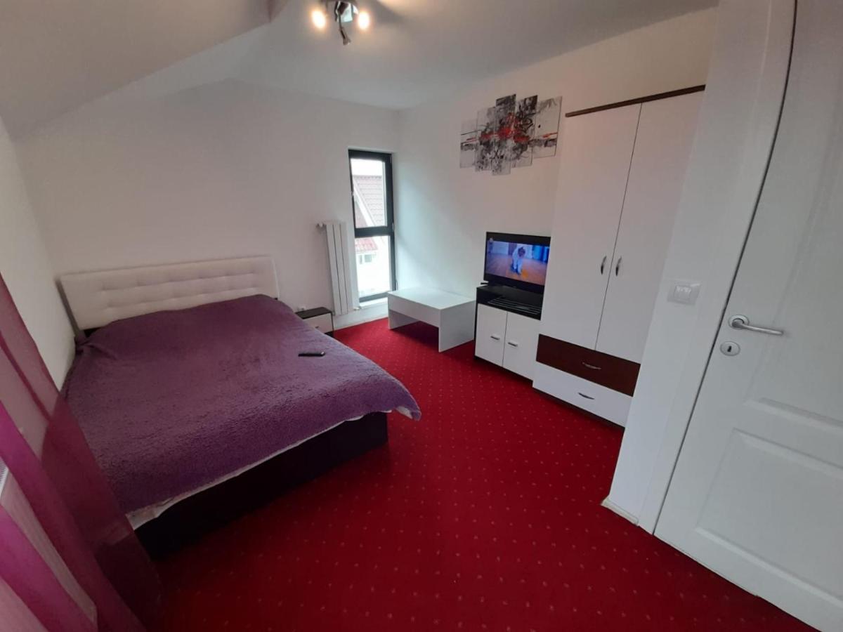 Anastasia'S Villa Iasi Exteriör bild